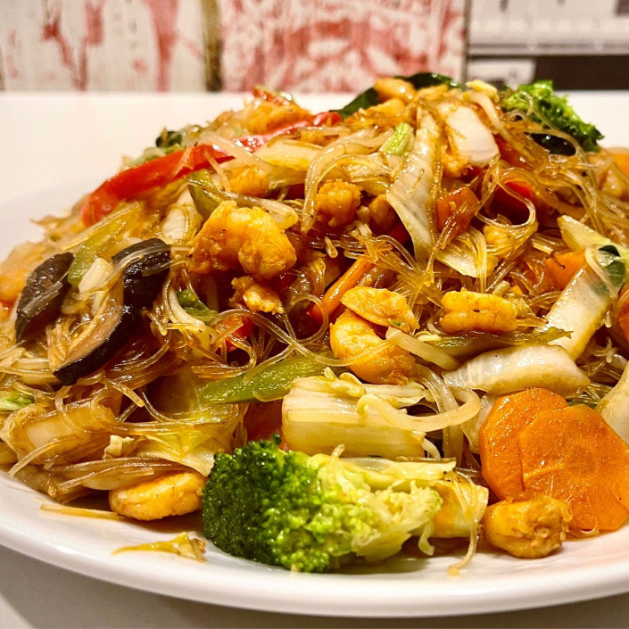 D29g-Bifum Frito com Camarão e Legumes ( 900g )--Grande,(imagem meramente ilustrativa)