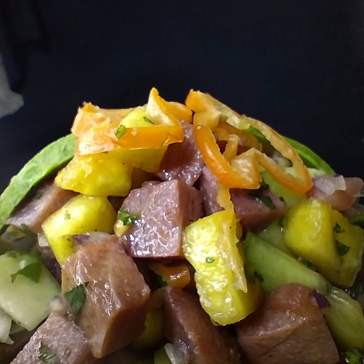 Tostada de Atún Tropical