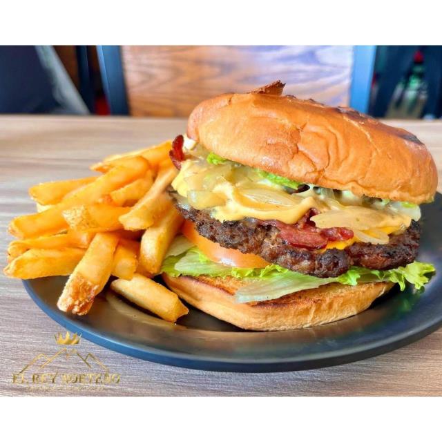 HAMBURGUESA NORTEÑA TRADICIONAL