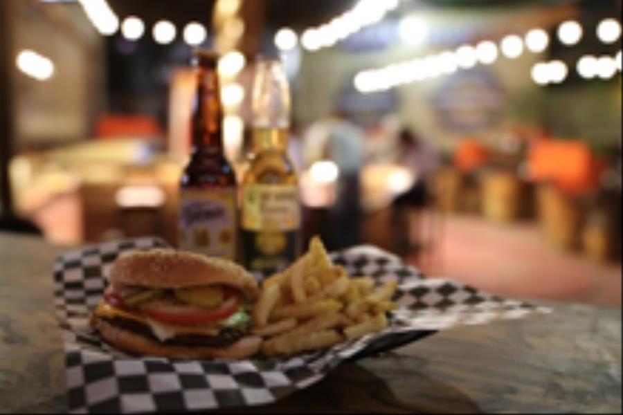 HAMBURGUESA ITALIANA C PAPAS