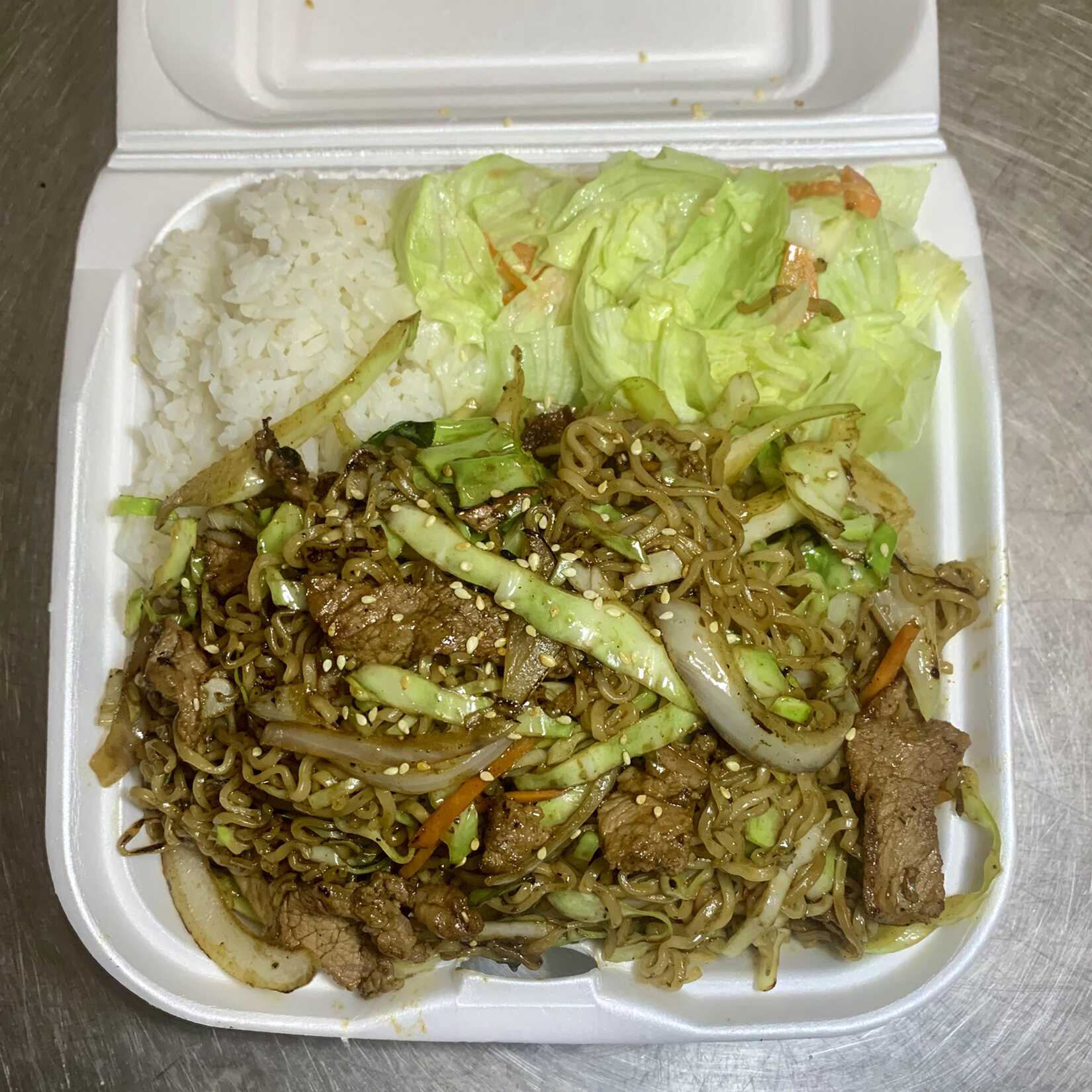 Yakisoba de res