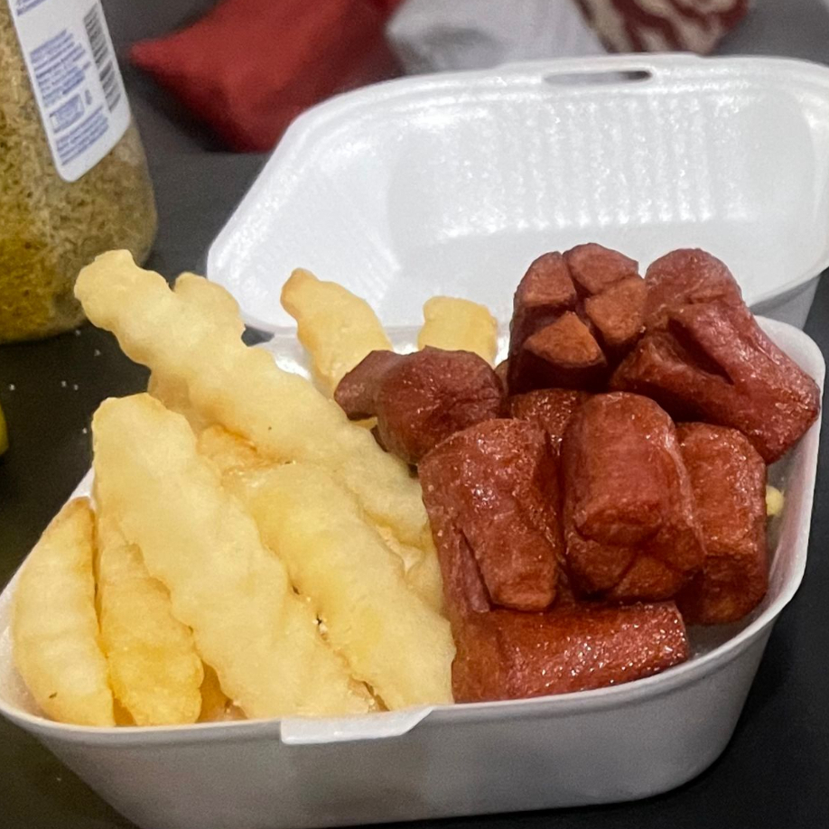 SALCHIPAPAS