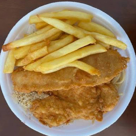 Delicioso filé de frango á empanado, acompanhado de: arroz, feijão, batata frita