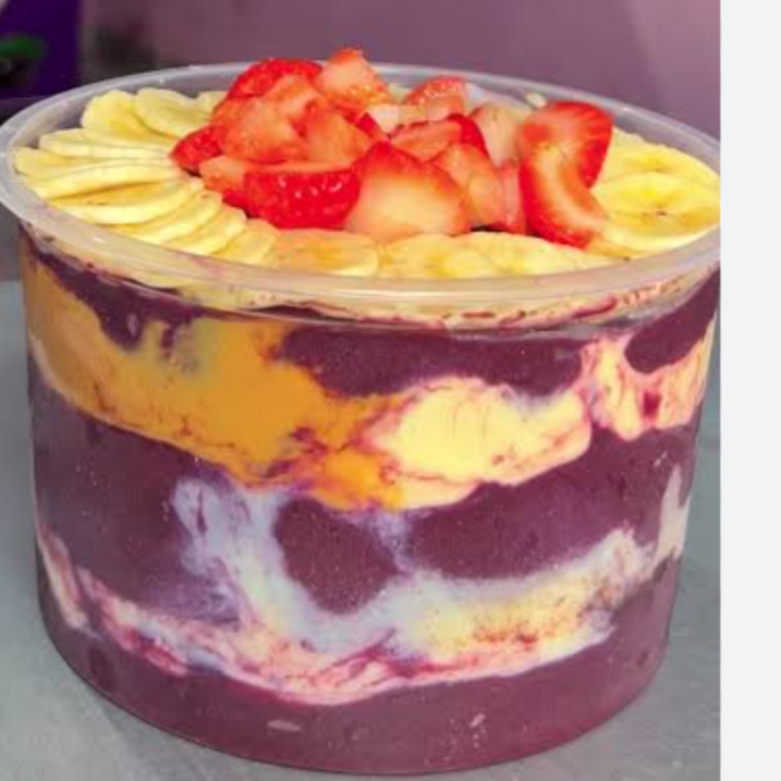 Selecione seus complementos frutas e caldas preferidas! ❣️
