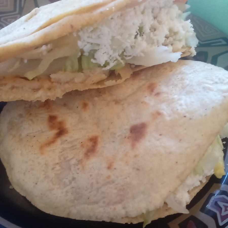 Gorditas de chicharrón