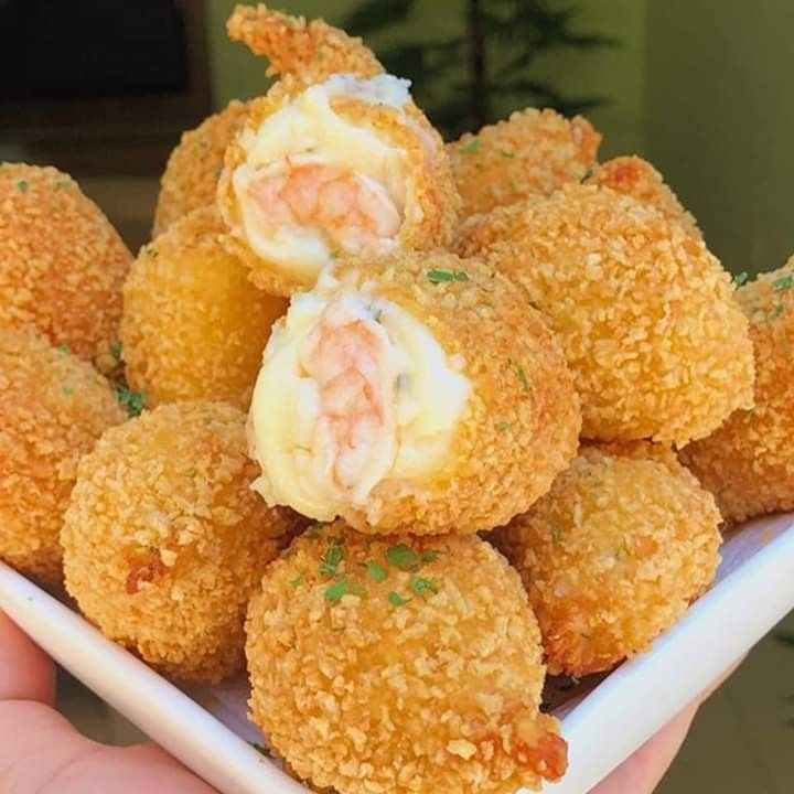 Recheado com cream chesse,, empanado na farinha panko