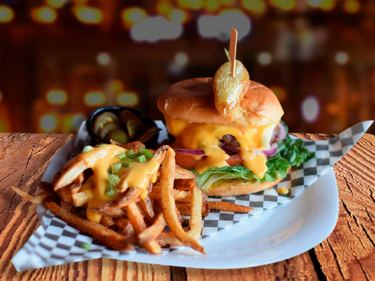 Nacho Burguer.