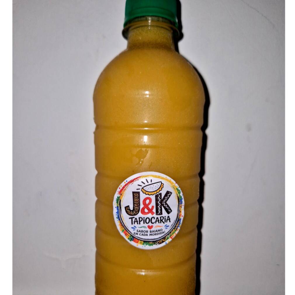 suco da polpa de cajá na garrafa de 500ml