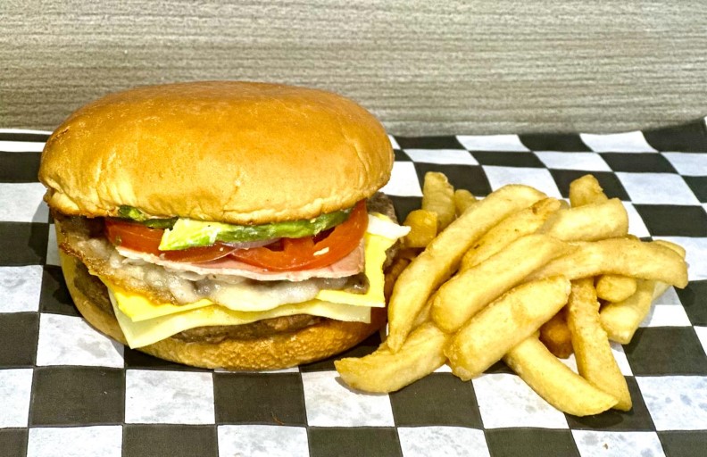 Hamburguesa 3 Quesos