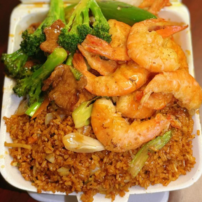 1 Guiso Grande + Camarón + Arroz o Pasta