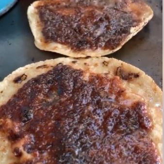 Tortilla de Maíz Con Asientos de Puerco - 1 Pieza