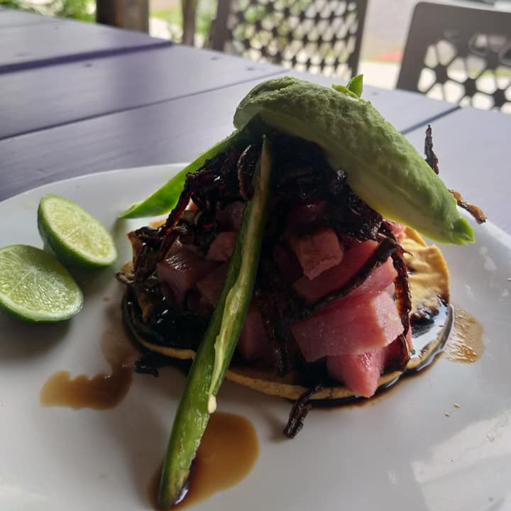 Tostada de Marlín Ahumado