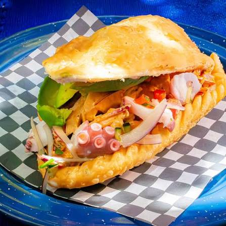 EMPANADA DE PULPO