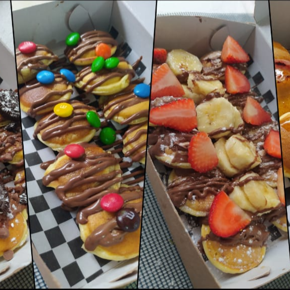 15 Minipancakes + 2 Toppings