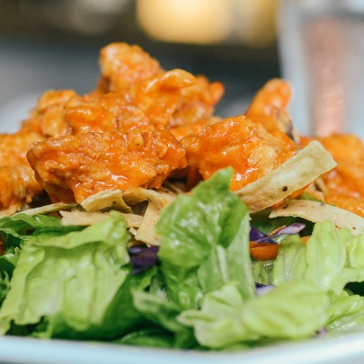 Ensalada Con Boneless
