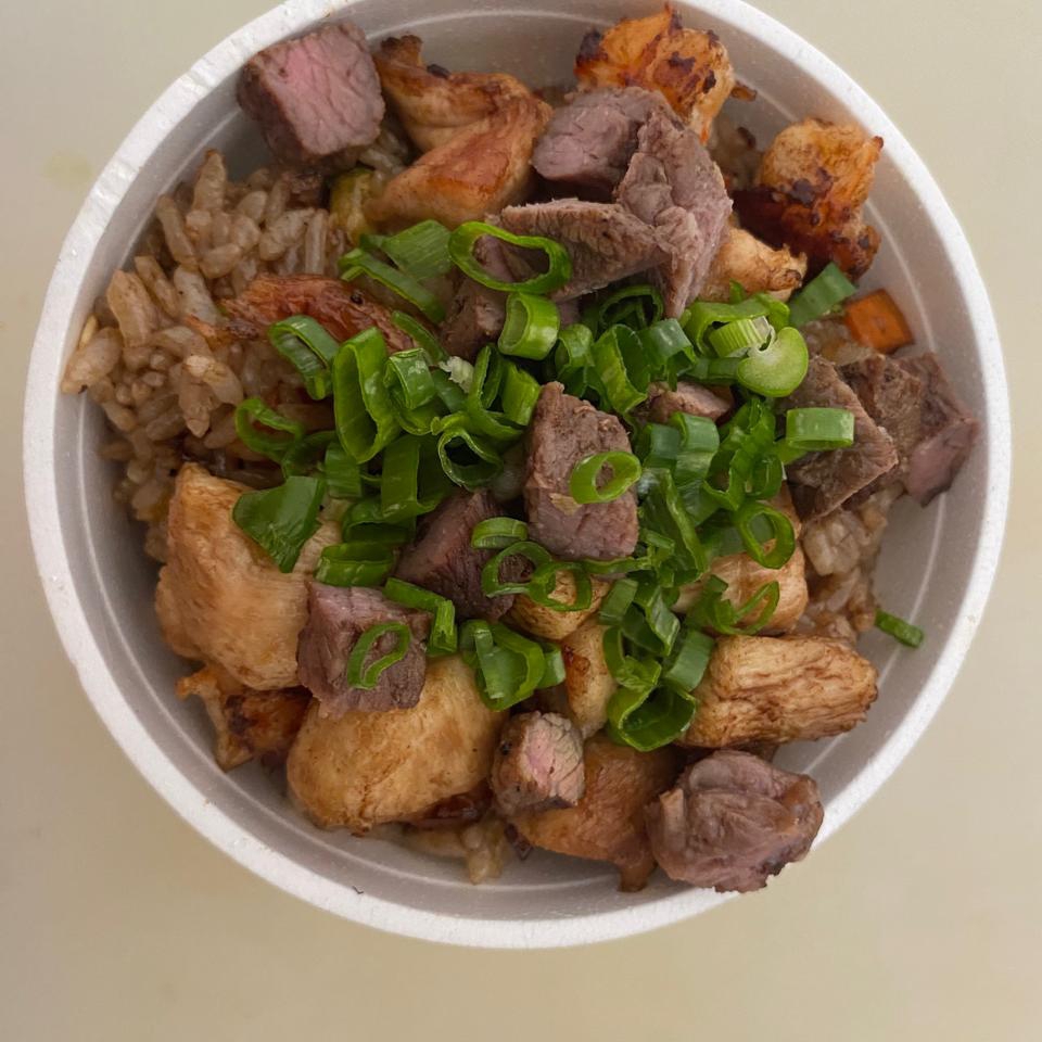 Yakimeshi mixto