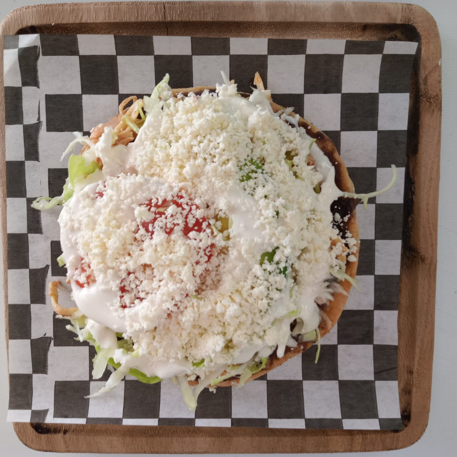 tostada de pollo