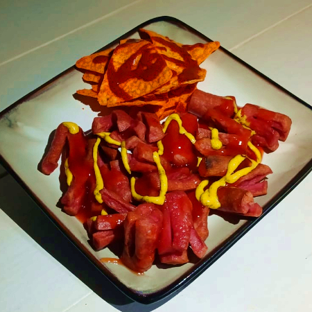 Salchipulpos con Doritos