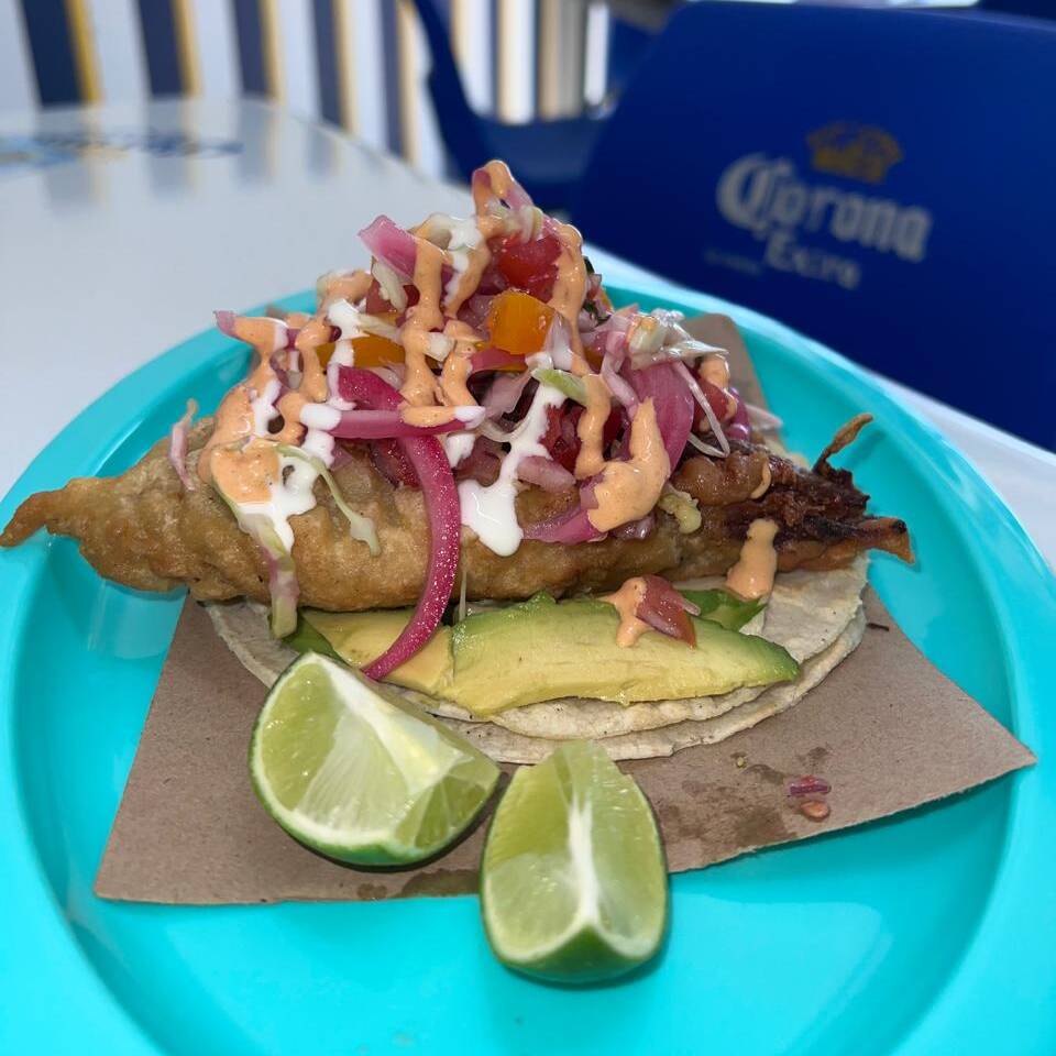 Taco Güero Relleno de Marlín
