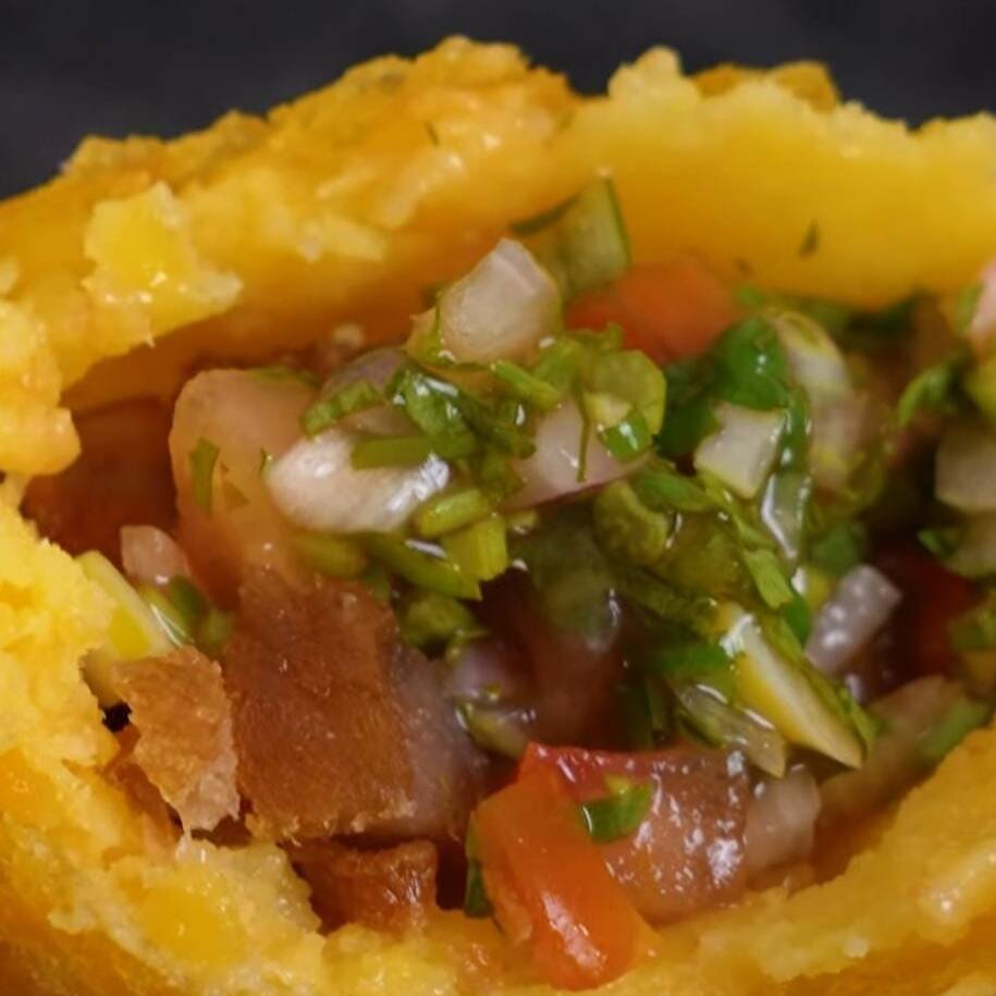 Empanada de chicharron