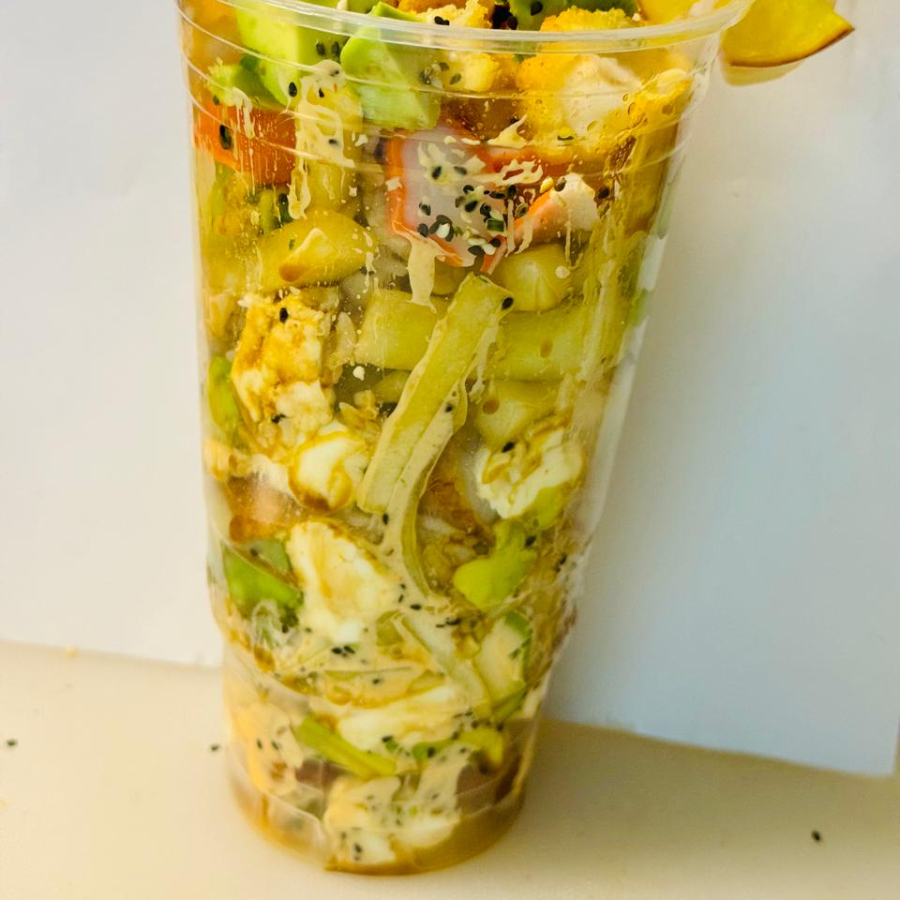 Sushi Presentado en Un Vaso