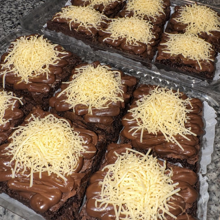 Brownie PRO de Nutella y Queso Bola