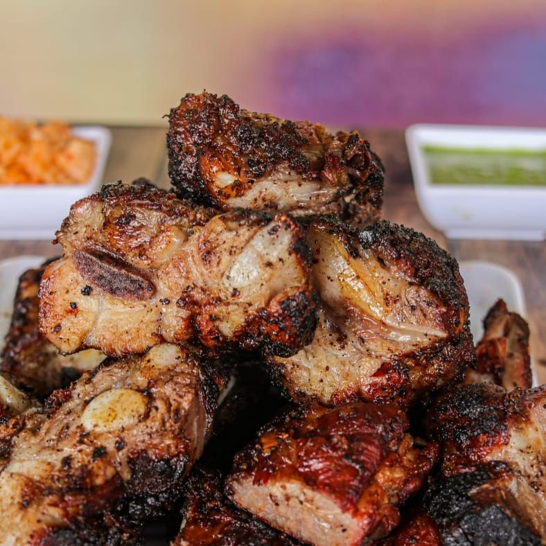 Un Kilo de Costilla Asada