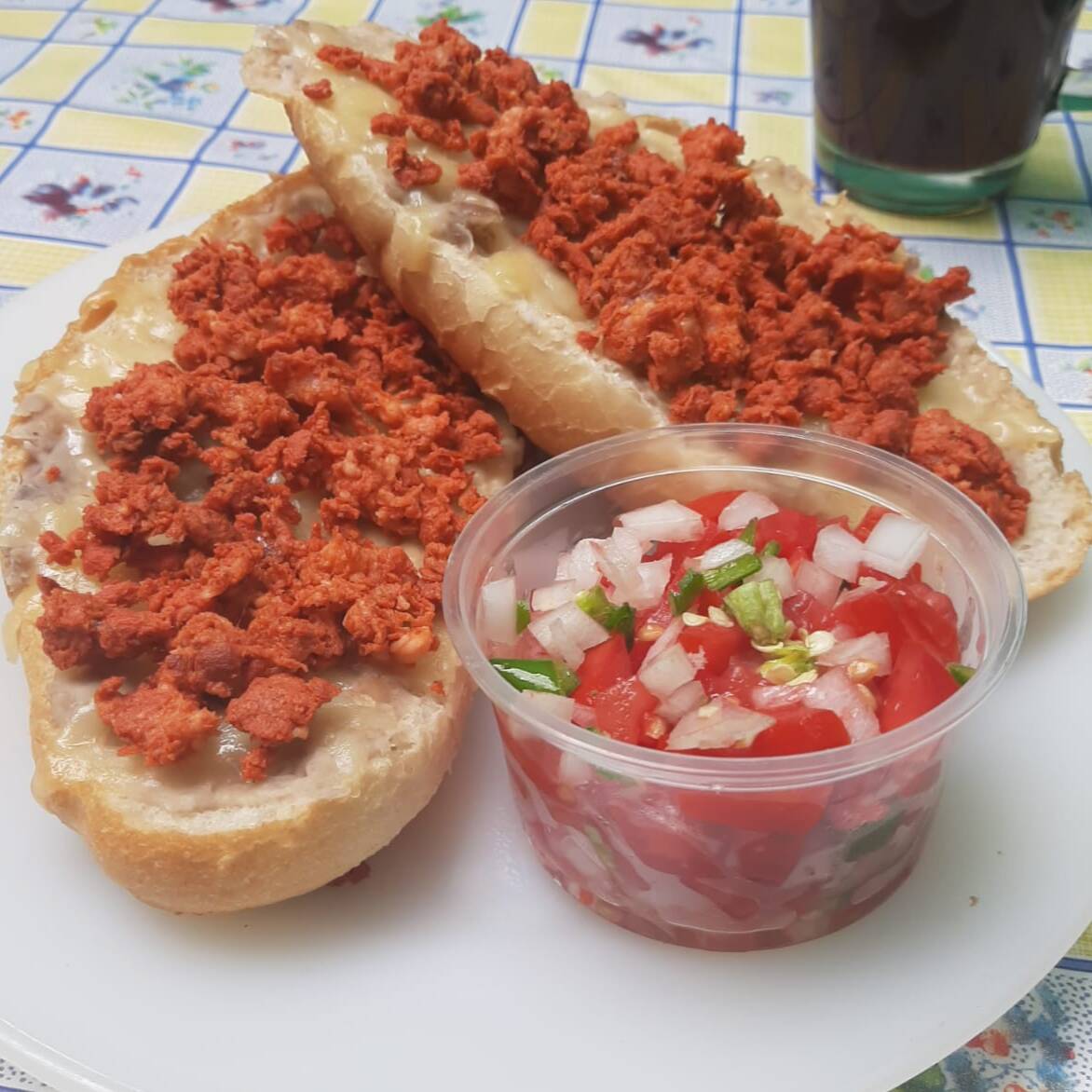 Paquete / Molletes + Bebida