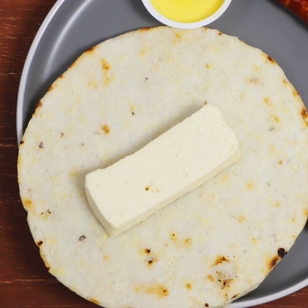 Arepa con Quesito y Mantequilla