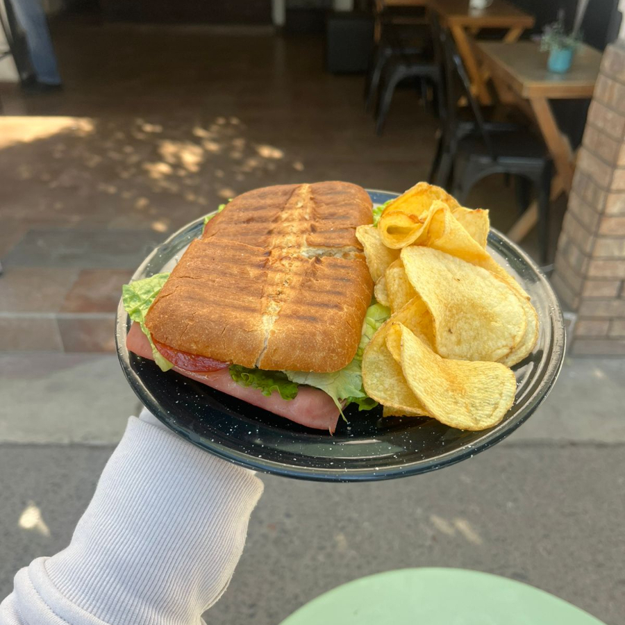 Sándwich Italiano con Papas