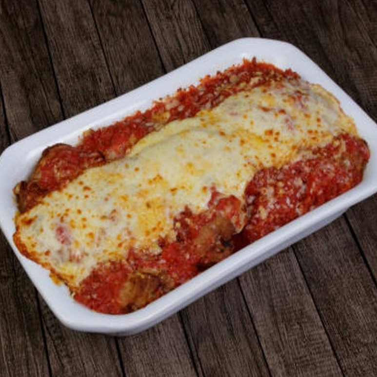 Acompanha arroz, feijão, farofa, batata frita ou purê de batata.