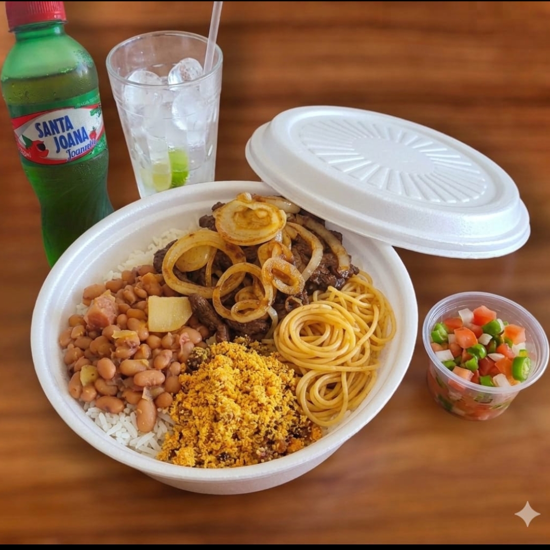 Uma deliciosa Carne de Sol acebolada + um Refrigerante. Vai feijão mulato, arroz, macarrão, farofa, vinagrete.