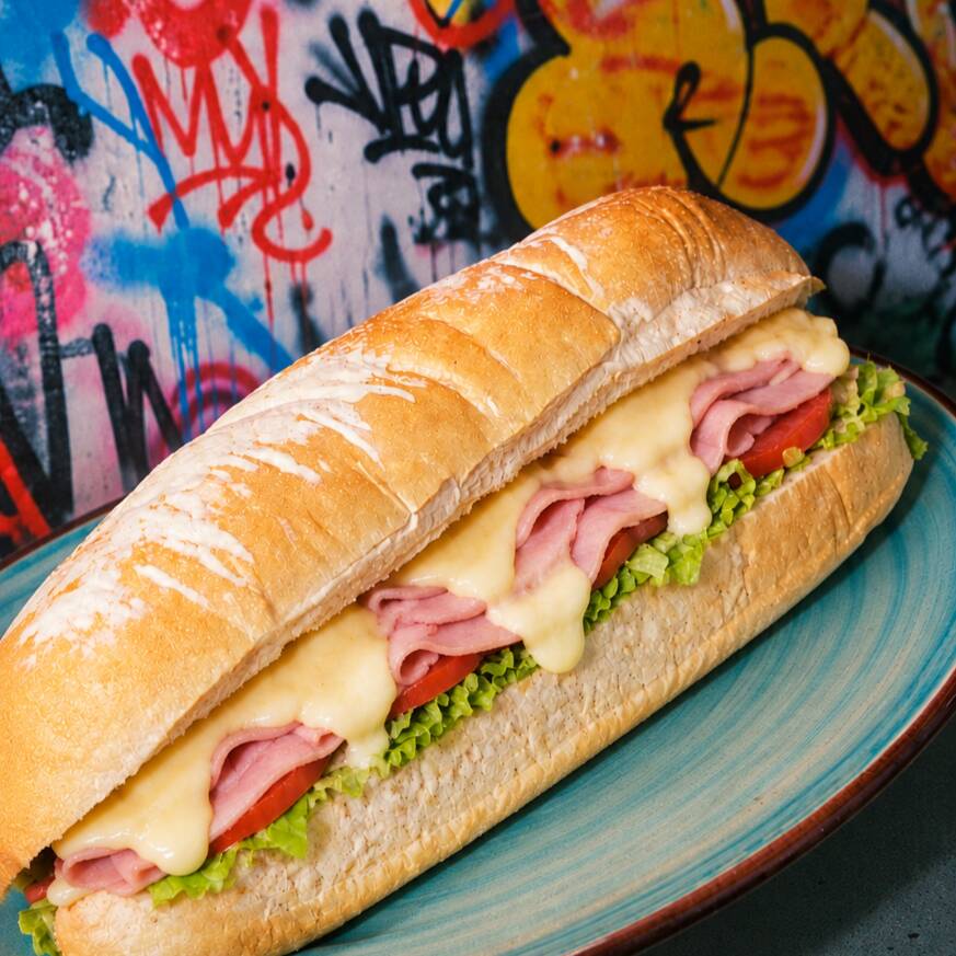 Sandwich Jamón Especial 22cm