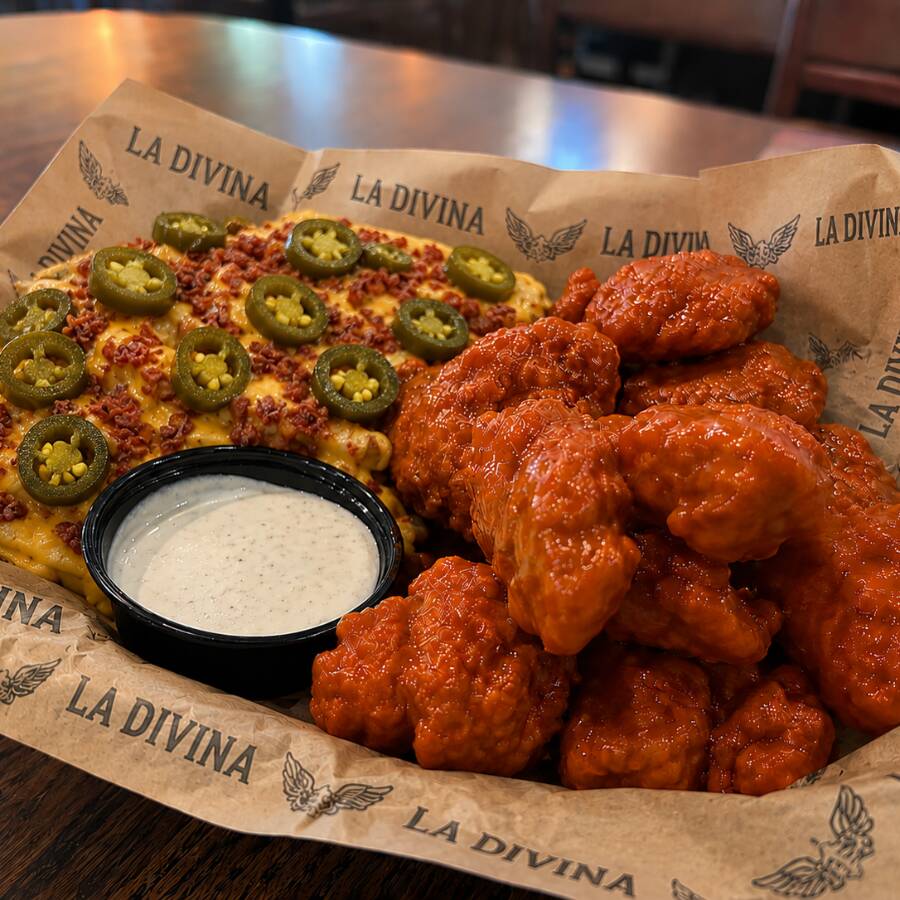 DIVINOS BONELESS MEDIO JALAPEÑO