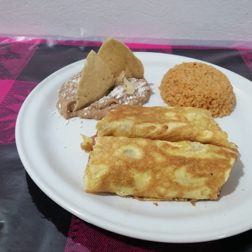 Omelette con Salchicha