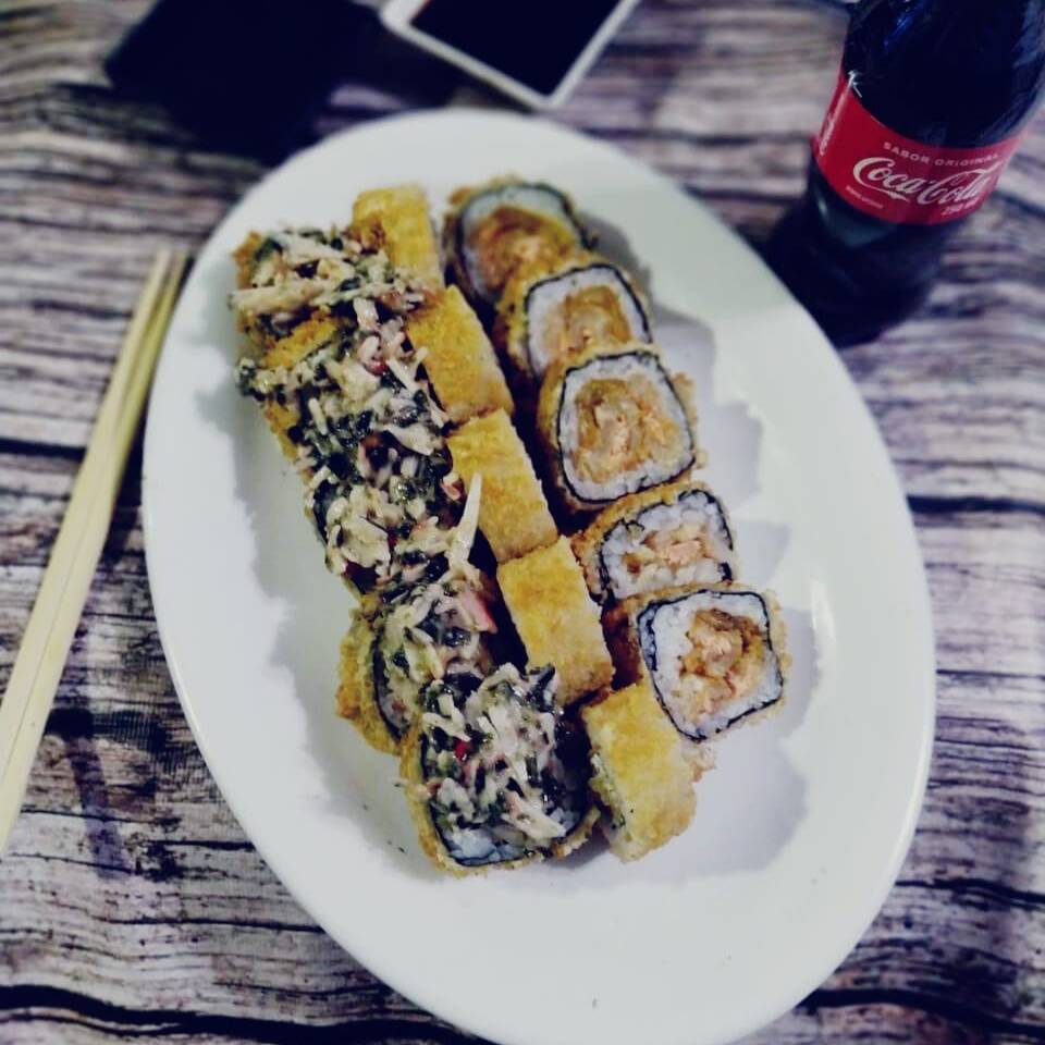 Combo Tempura 15 Makis+ 1 Bebida