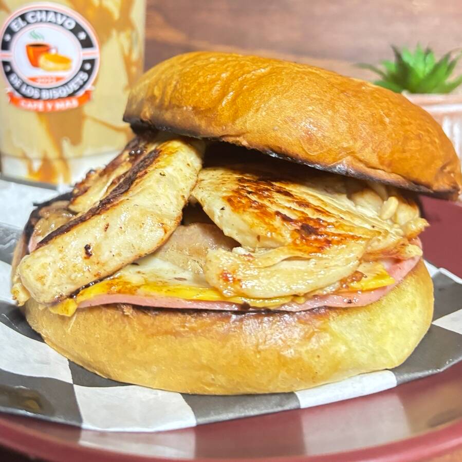 Bisquet De Pollo A La Plancha