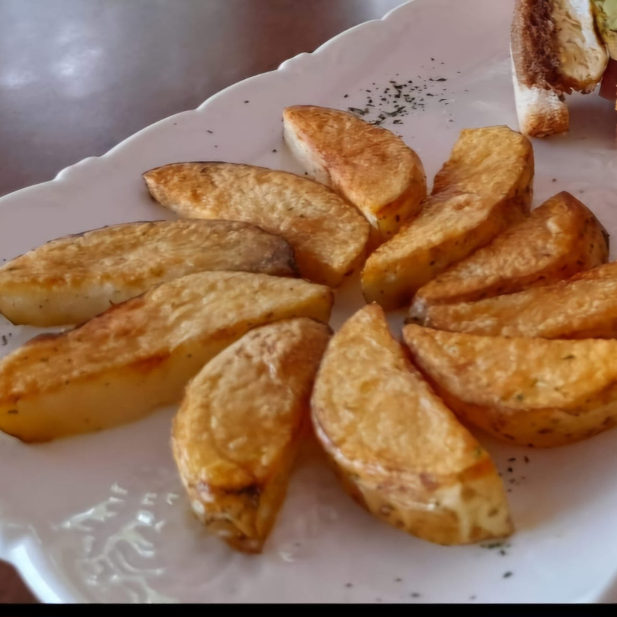 Orden de papas en gajo