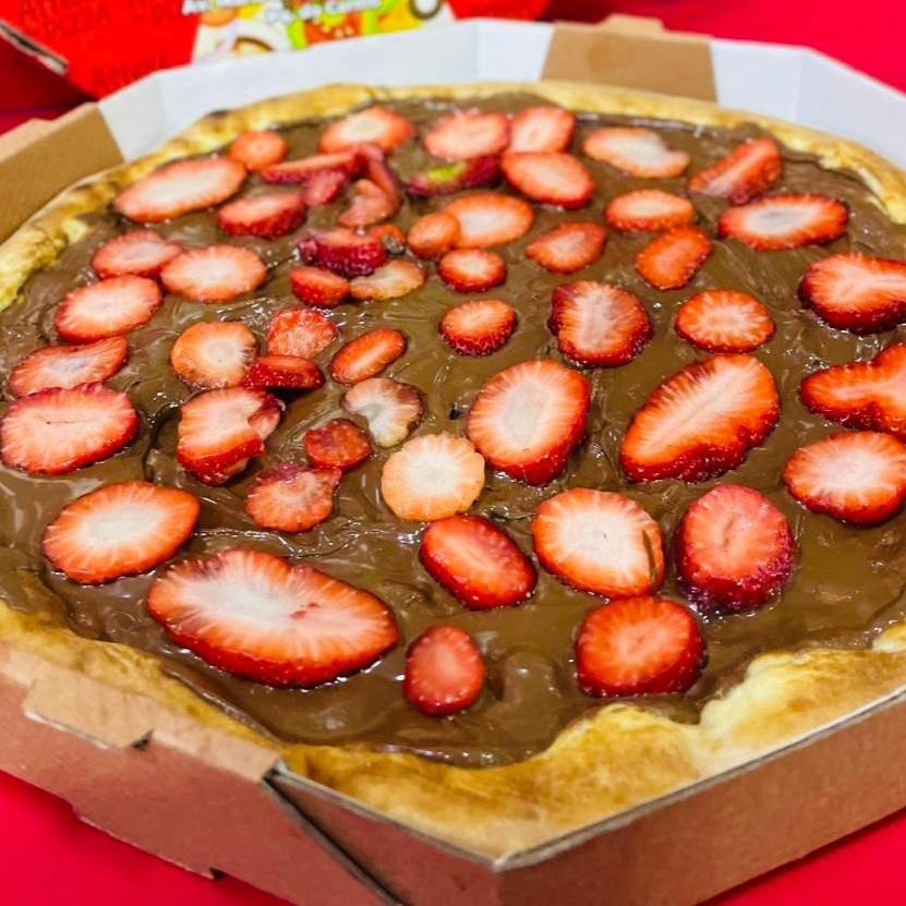 NUTELLA ORIGINAL E PEDAÇOS DE MORANGO