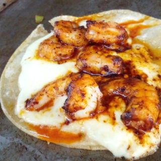 Taco de camarón enchilado