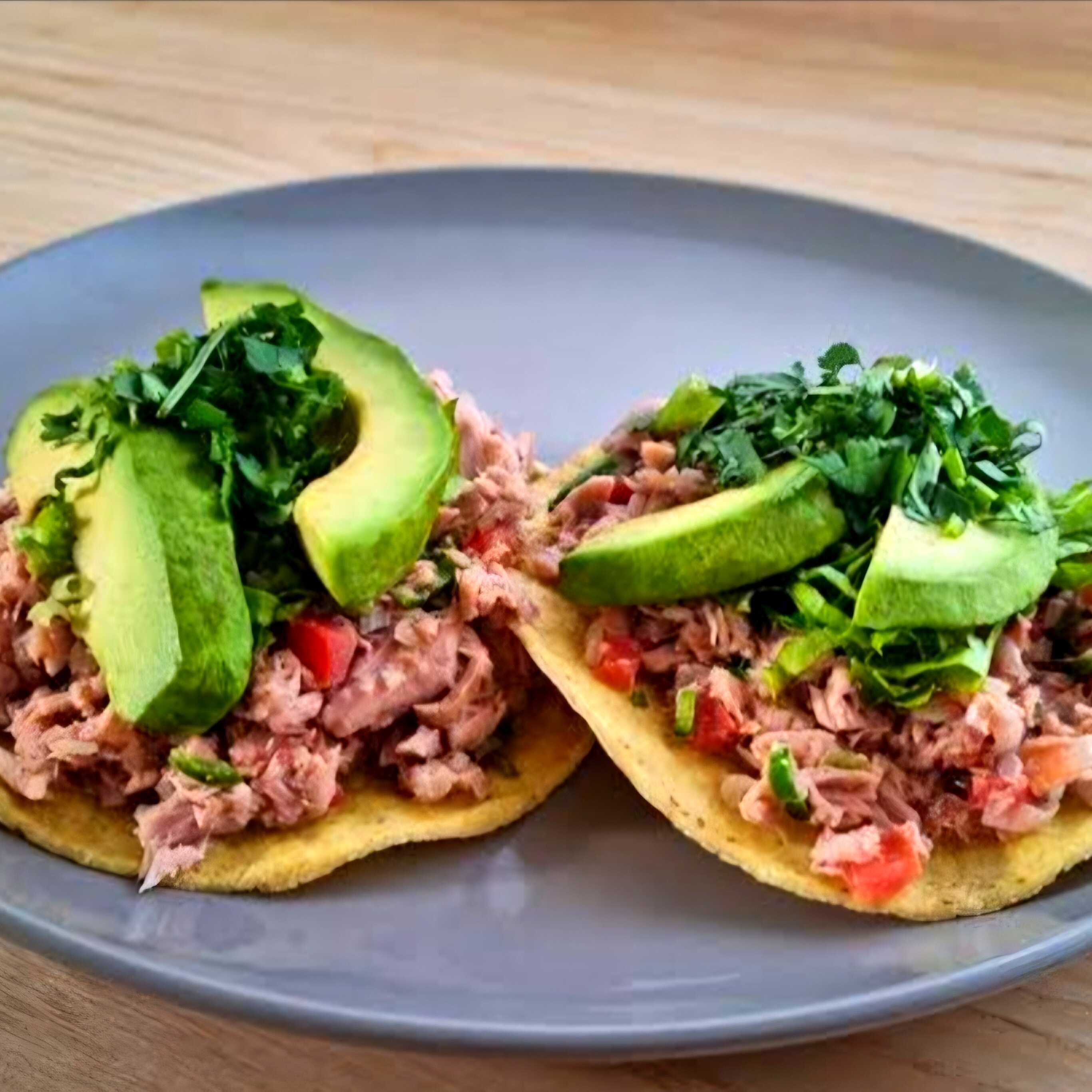 Tostada de Atún