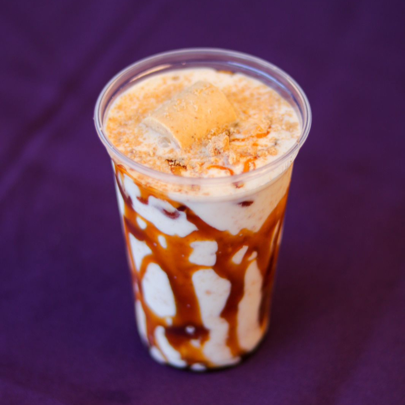 Feito com creme americano especial, nosso Milk Shake mantém a consistência cremosa e encorpada por mais tempo, ele chega na sua casa e continua gelado, saboroso e com textura ideal sem ficar aguado. Peça já e aproveite!