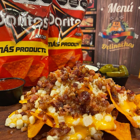 Nachos con Tocino