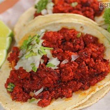 3 Tacos de Longaniza + Refresco