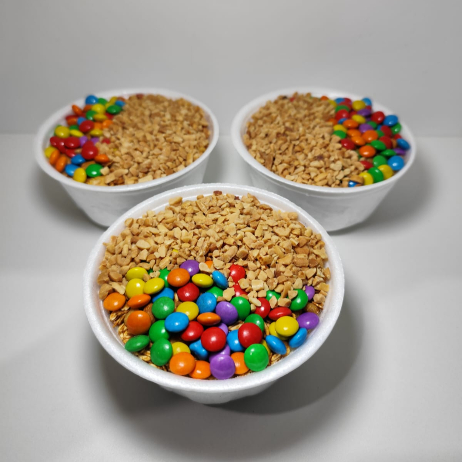 A tigela grátis vai com o creme e os acompanhamentos IGUAIS a segunda que você escolher!
Escolha o creme de sua preferência e 4 acompanhamentos. Serve 3 pessoas