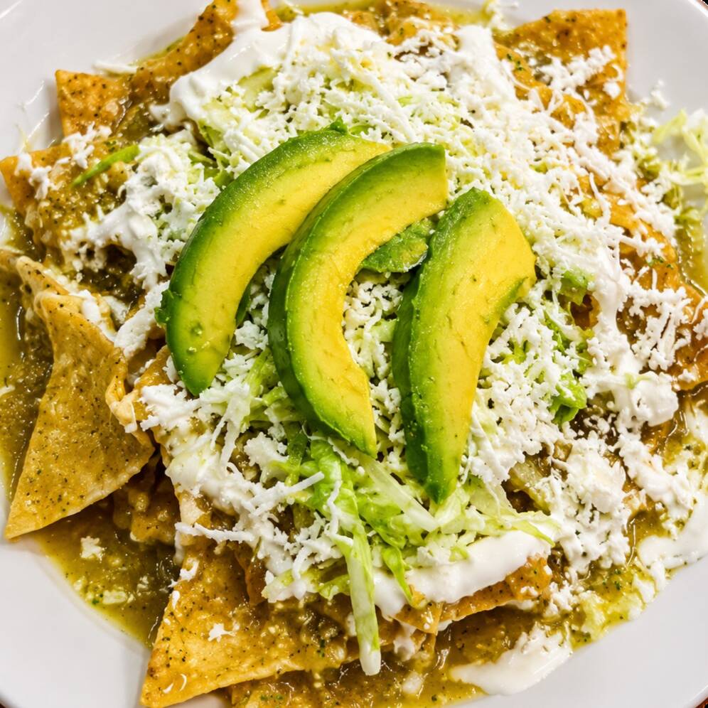 Chilaquiles Verdes con Pollo