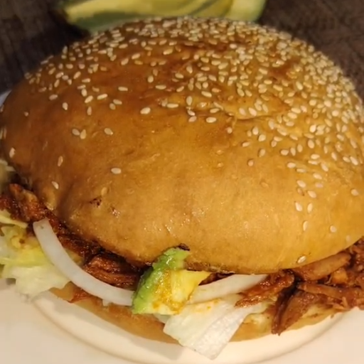 Torta Estrella con Todo Fresco