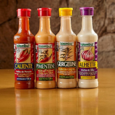 Molho de Alho, Molho de Pimenta, Molho de Gergelim e Molho de Pimenta com Tahine.