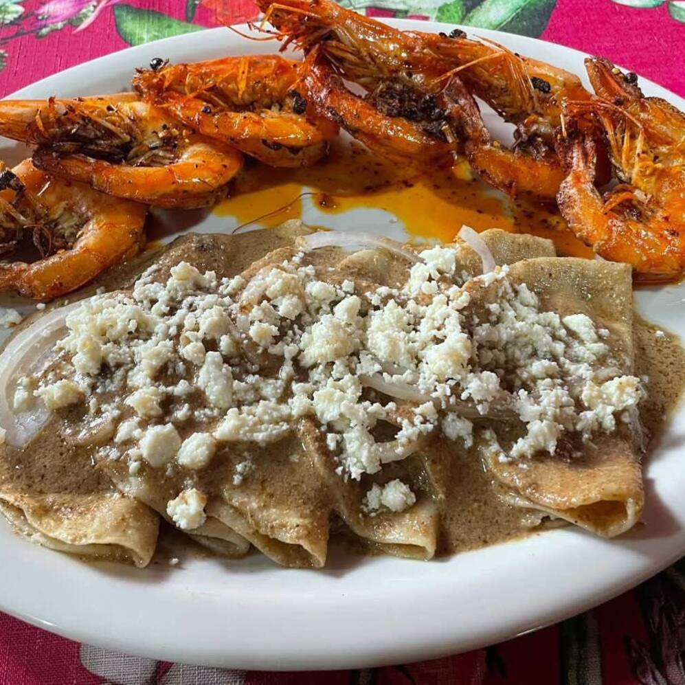 Enchiladas con Camarones al Gusto