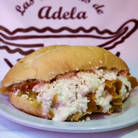 Torta de Chilaquiles Sencilla